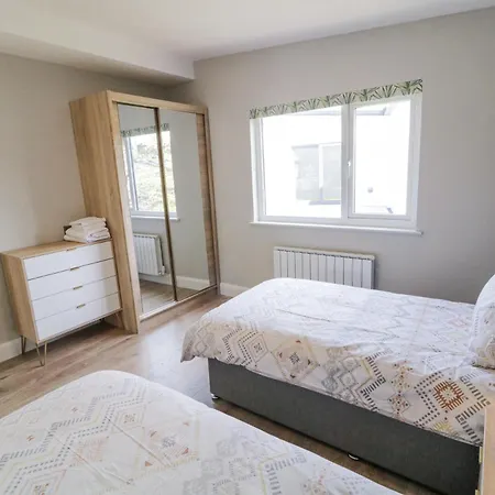 Number 6 - The View Hébergement de vacances Doirí Beaga